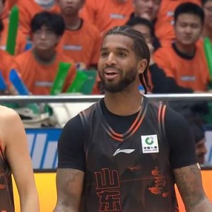 开云体育下载-山东为何逆转黑马？鲁媒名记给出答案，点名高诗岩，重点表扬一人